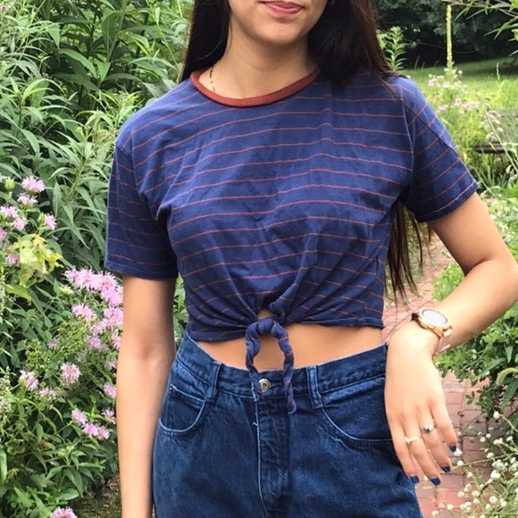 Forever21 Croptop - Picture 3 of 4